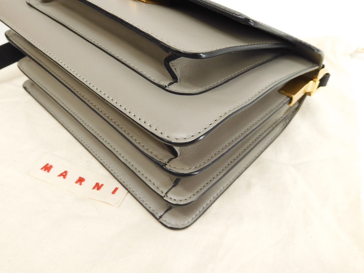 マルニ ポシェット Trunk レザー灰黒 斜め掛けショルダーバッグ 極美品@ 1