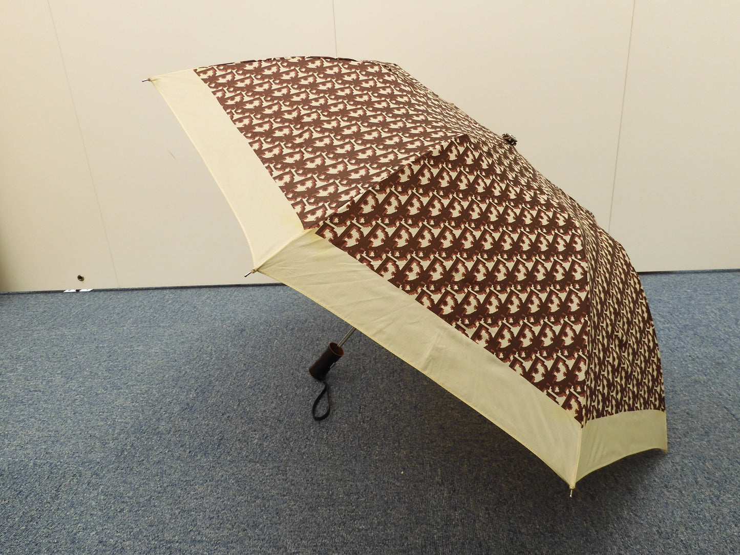 Christian Dior Folding Umbrella Trotter Bordeaux Umbrella Vintage @ 4