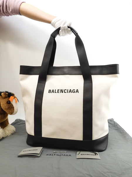 未使用品！BALENCIAGA【バレンシアガ】ネイビーカバ トートバッグ M