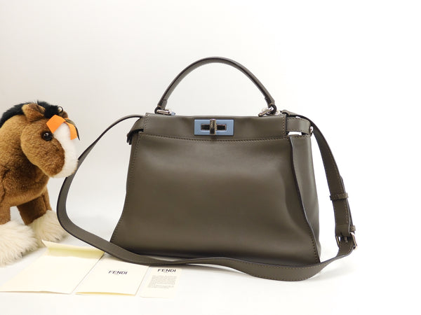 FENDI ピーカーブー　美品