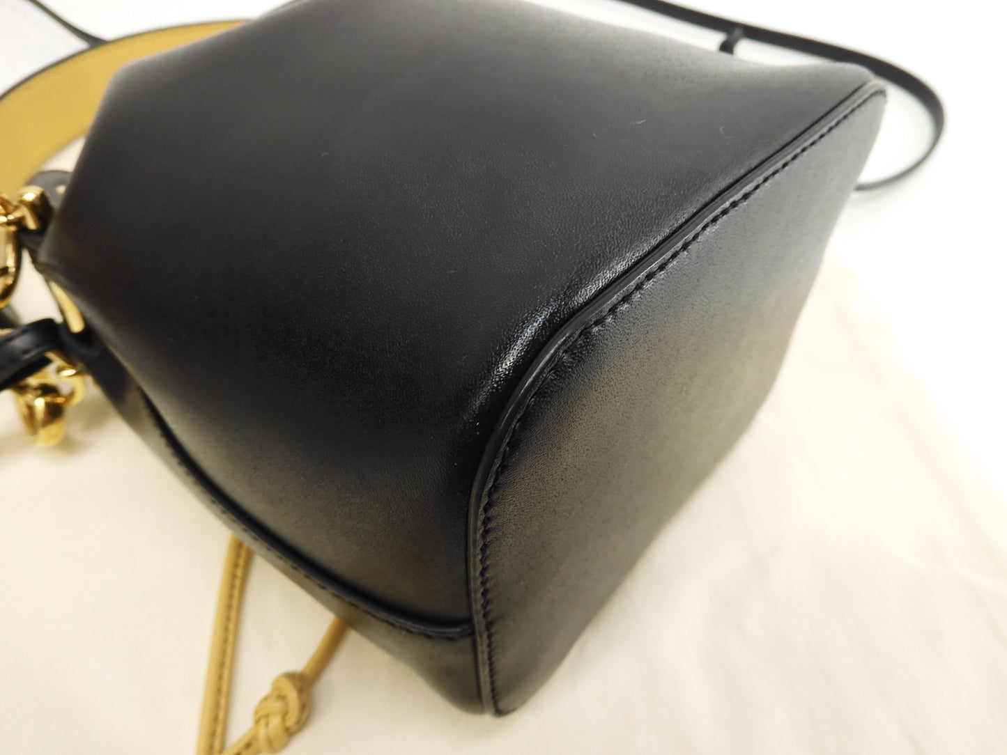 フェンディ ハンドバッグ モントレゾール レザー黒/ベージュ ポシェット 美品@ 4