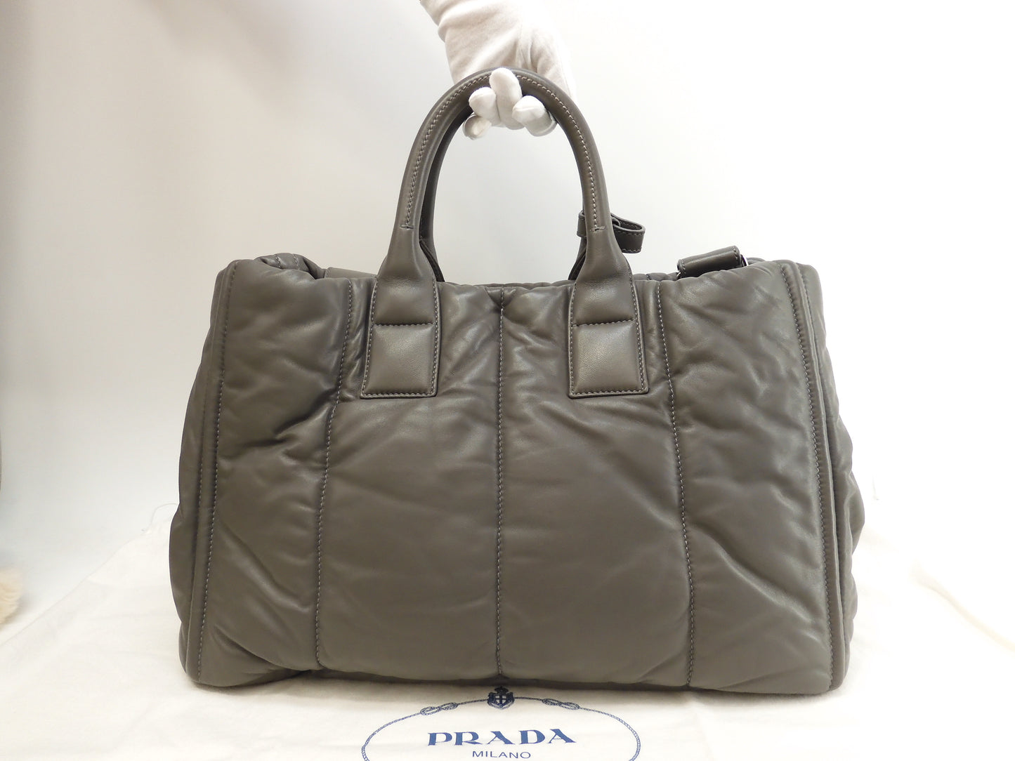 プラダ カナパGM ラムレザー 灰 ストラップ付ハンドバッグ大 極美品@14/P
